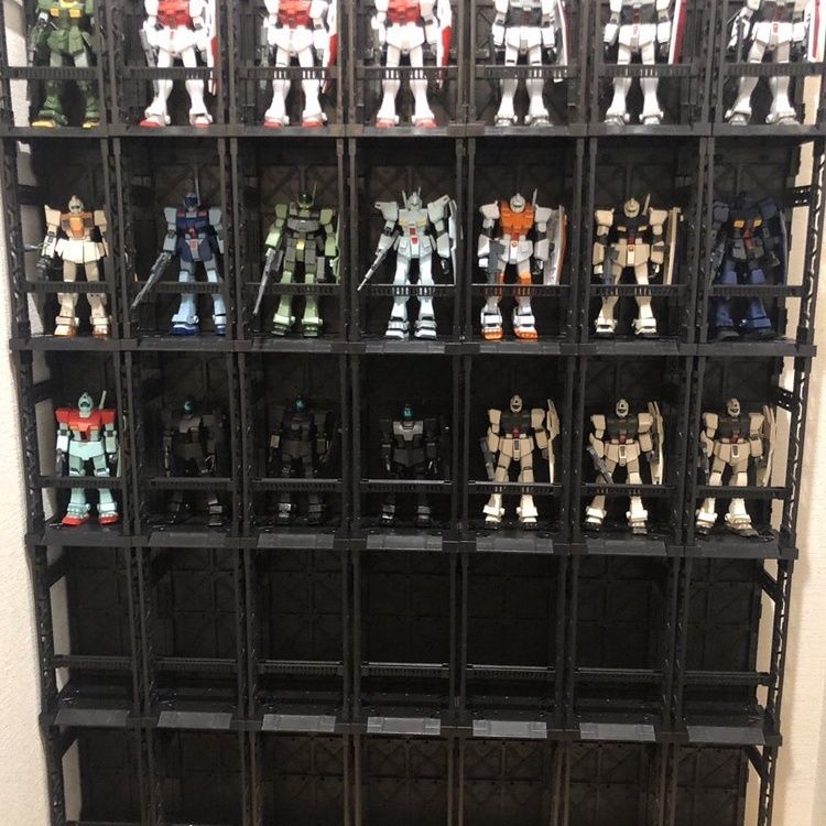 Bandai Model Gundam Hg - В наличии: Подставка-стеллаж для моделей Gundam