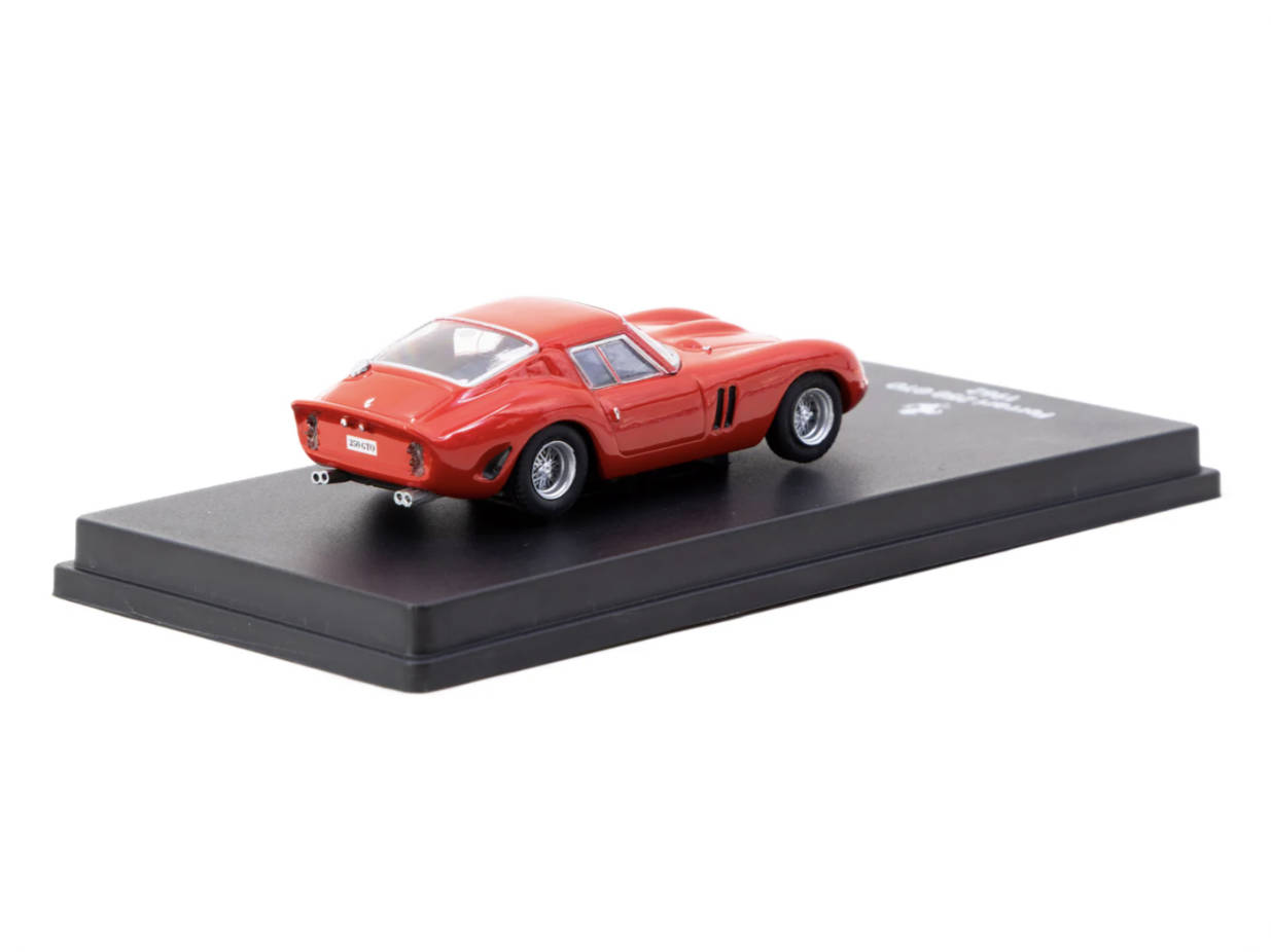 Машинка в масштабе 1:64: Ferra – обзор и цена Die Cast Car 1 64
